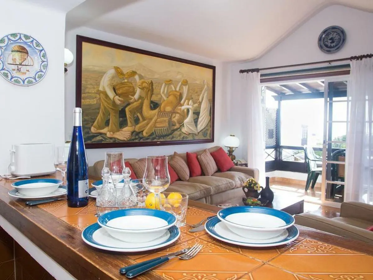 2Br Beach House - Solarium & Shower Terrace - 12 Puerto del Carmen  Spain